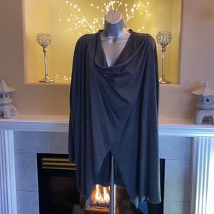 Women’s plus size 3X gray wrap sweater